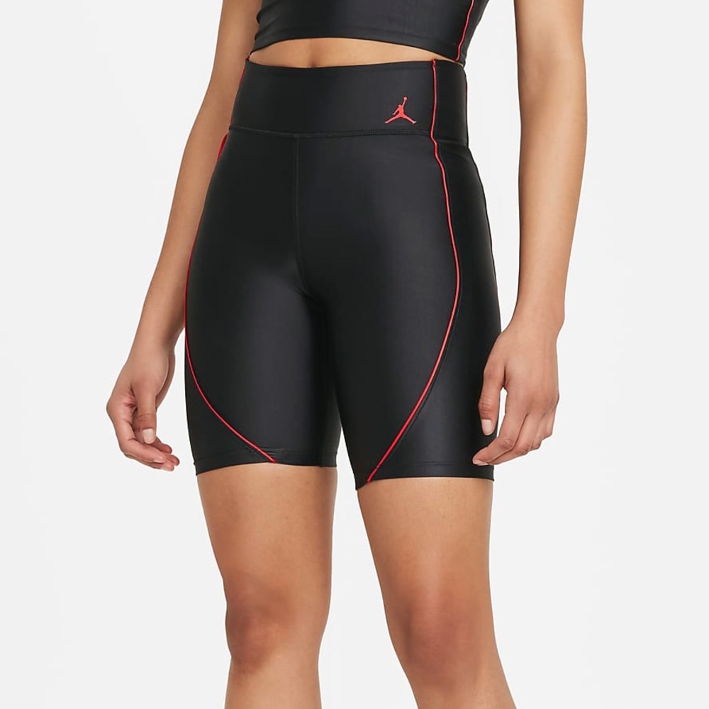 NWT Jordan Essentials Black & Red Mid-Rise Bike Shorts, L